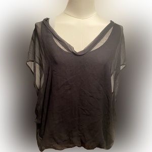 Super sexy Vince beauty! Black %100 silk blouse. Size small.